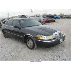 1999 - LINCOLN TOWN CAR