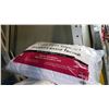 Image 2 : BRAND NEW MAINSTAYS EXTRA FIRM PILLOW AND NEW MATTRESS PROTECTOR
