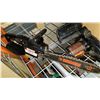 Image 2 : 2 ELECTRIC POLE SAWS W/ 1 POLE