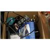 Image 2 : BOX OF ELECTRONICS AND POWER BARS