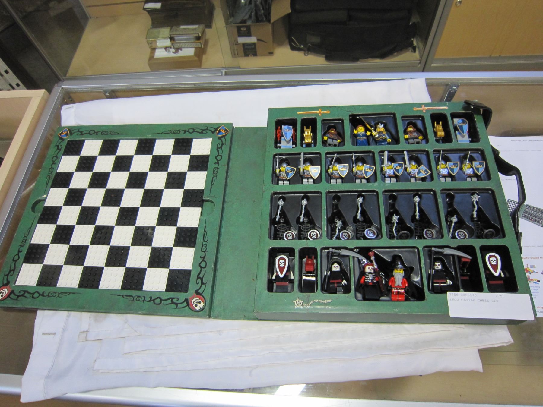 Lego Rook Chess LEGO CASTLE CHESS SET