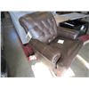 Image 8 : NEW ASHLEY GENUINE BROWN LEATHER TUFTED ACCENT CHAIR, RETAIL $1812