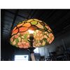 Image 2 : STAINED GLASS HUMMINGBIRD LAMP