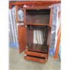 Image 2 : MAHOGANY FINISH ENTERTAINMENT CABINET