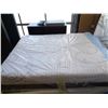 Image 2 : QUEENSIZE SERTA I-COMFORT F700 MEMORY FOAM MATTRESS