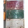 Image 5 : LOT OF 3 SASK LICENSE PLATES (FARM 1954 & 1956; 1959)