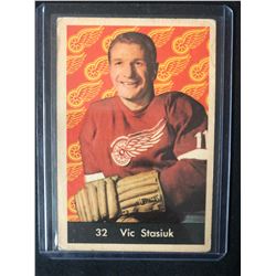 1961 Parkhurst Vic Stasiuk #32