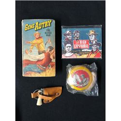 OLD WEST COLLECTIBLES LOT (BOOK/ TOY GUN...)