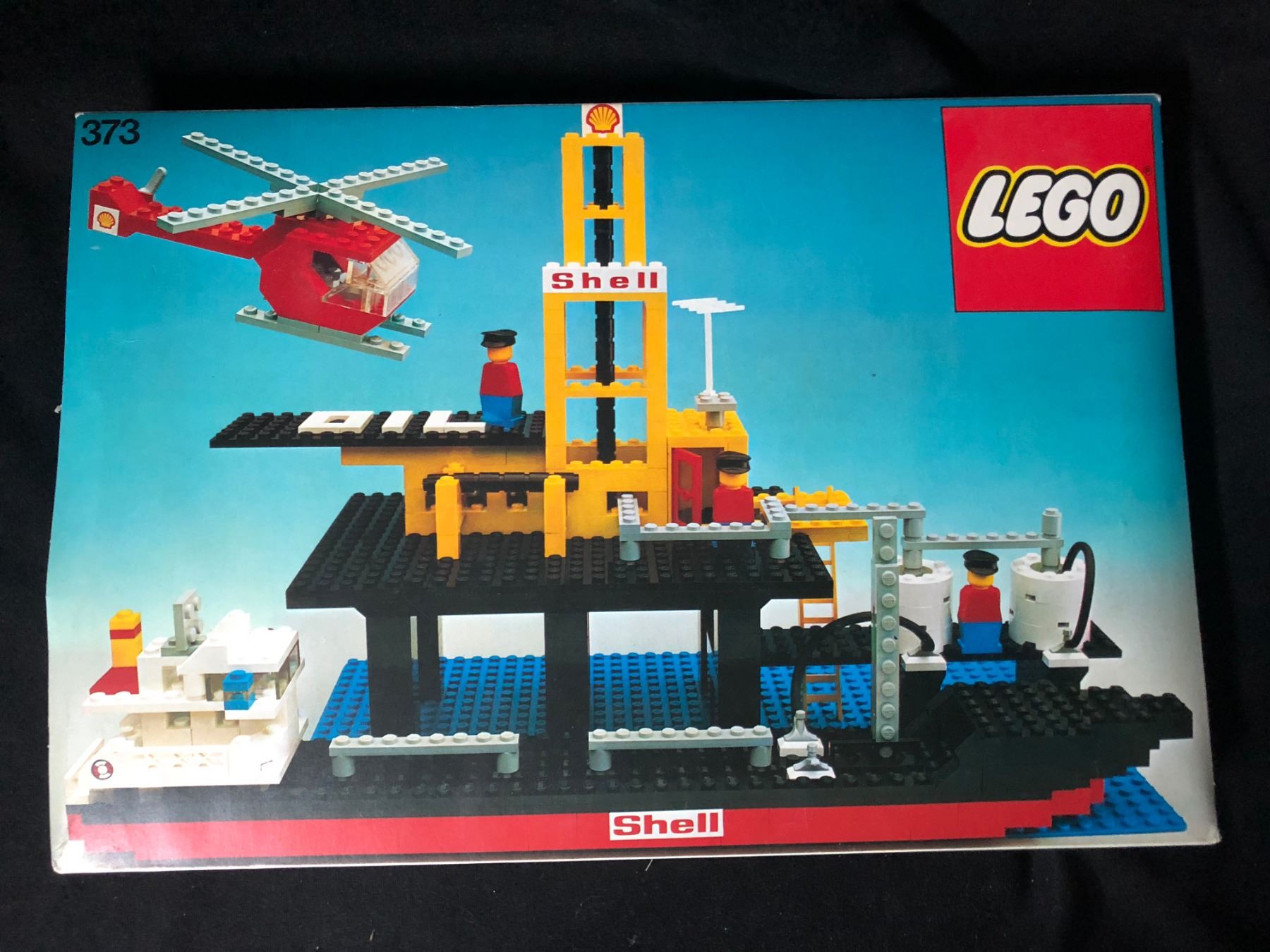 Offshore Rig Lego LEGO 373 Offshore Rig With Fuel Tanker