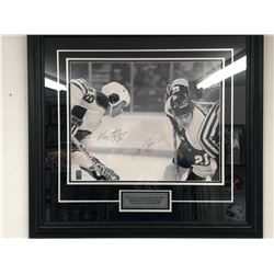 1978-79 WHA WAYNE GRETZKY & MARK MESSIER DUAL SIGNED 24" X 20" FRAMED PHOTO W/ WG COA
