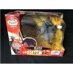 Doctor Who Action Figure - Reaper With Electric Glow Effect