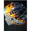 Image 2 : 2005 NASHVILLE PREDATERS TEAM SIGNED FULL SIZE GOALIE MASK