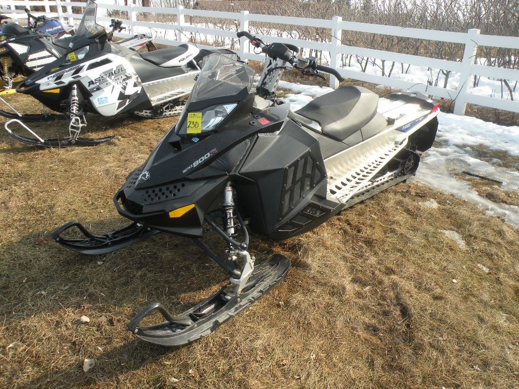 2011 Ski Doo Summit 800 SN2BPSCUBA7BV000090