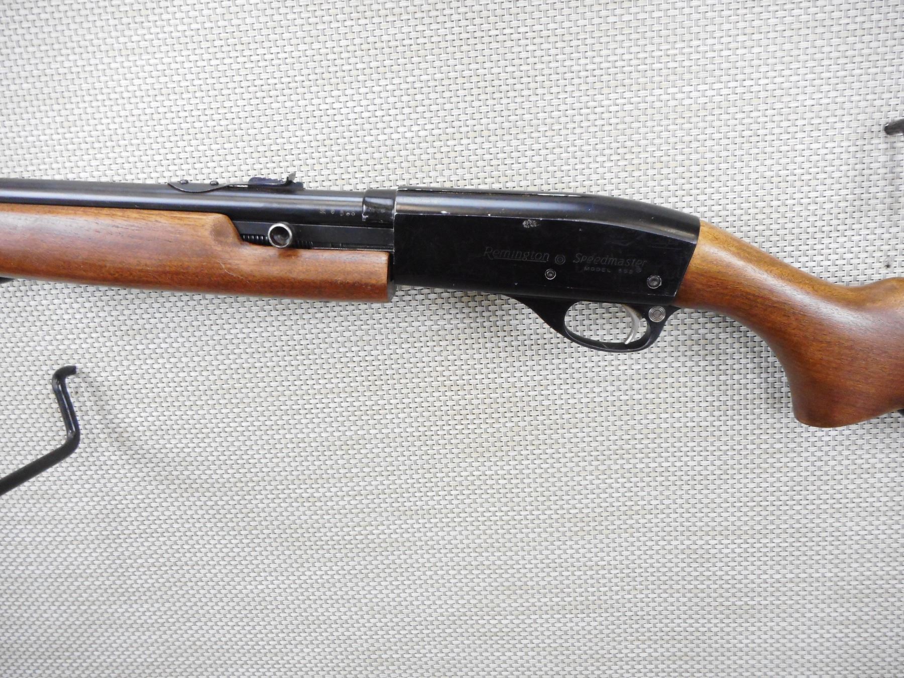REMINGTON , MODEL: SPEEDMASTER 552 , CALIBER: 22 LR
