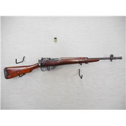 WWII ERA, LEE ENFIELD  , MODEL: NO 5 MK1 JUNGLE CARBINE , CALIBER: 303 BR