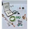 Image 1 : LOT OF 12 QVC JEWELRY ITEMS