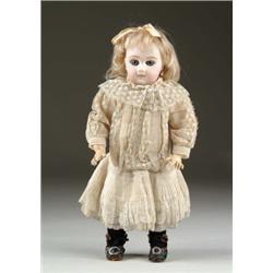 13-1/2" PORTRAIT JUMEAU