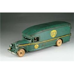 ARCADE WHITE “USCO” MOVING VAN