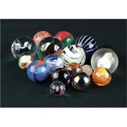 LOT OF 17 CONTEMPORARY MARBLES