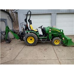 JOHN DEERE 2520 TRACTOR LOADER BACKHOE / 65 HOURS