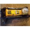 Image 1 : 3 TON HYDRAULIC FLOOR JACK