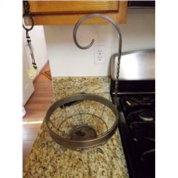 IRON BANANA BASKET