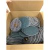 Image 3 : LOT OF - 3M 60351 SCOTCH-BRITE LIGHT GRINDING AND BLENDING QUICK CHANGING DISC