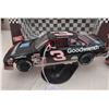 Image 5 : Dale Earnhardt Memorabilia Collection