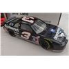 Image 9 : Dale Earnhardt Memorabilia Collection
