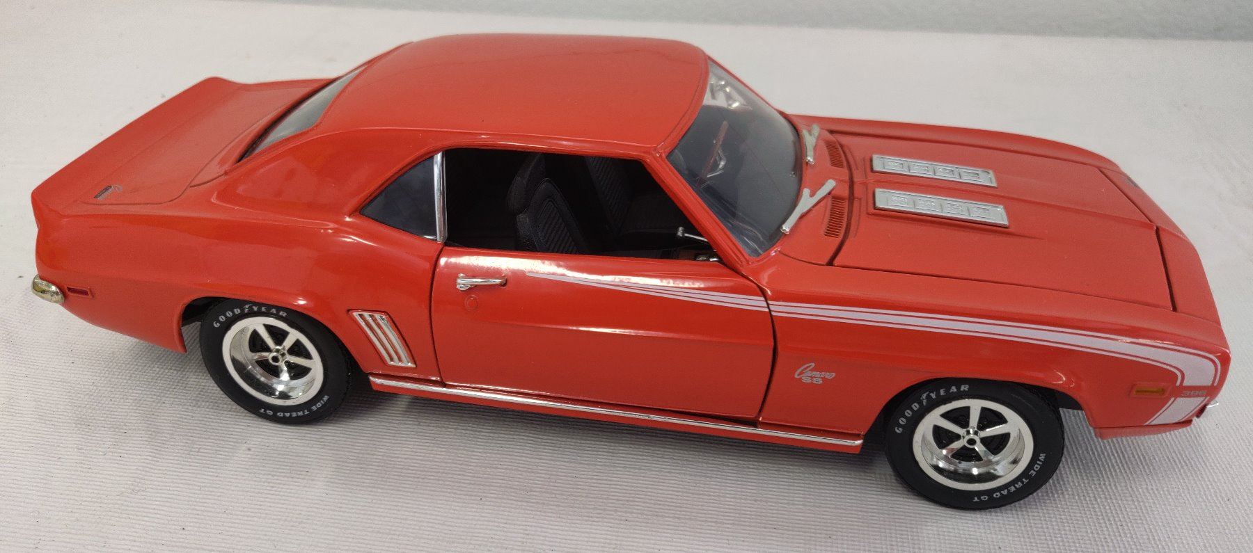 2 ERTL Camaro Model Cars