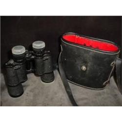 GOLD CREST BINOCULARS IN CASE 7X35 61360 WITH THREE OF FOUR LENS CAPS.