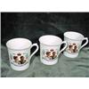 Image 1 : GROUP OF THREE MUGS COMMEMORATING THE QUEENS SILVER JUBILEE 1952-1977 BY MAYFAIR POTTERY.