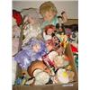 Image 1 : BOX LOT OF ASSORTED ITEMS INCLUDING VARIOUS ASSORTMENTS THAT COULD INCLUDE DOLLS, VINTAGE AND ANTIQU