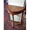 Image 1 : ENGLISH BARLEY TWIST THREE-LEGGED WALL TABLE. 27.