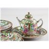 Image 2 : 13-Piece Chinese Export Famille Rose Porcelain Set