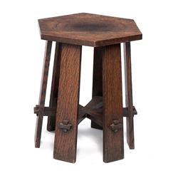 Arts & Crafts tabouret