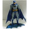 Image 1 : HUSH ACTION FIGURE WITH BATMAN STAND - BATMAN - BLUE CAPE