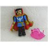 Image 3 : MINI FIGURE - WITH CAPE & PINK STAND