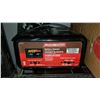 Image 2 : MOTOMASTER BATTERY CHARGER