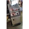 Image 2 : COLEMAN STAINLESS PROPANE BARBECUE