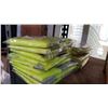Image 1 : 15 NEW REFLECTIVE VESTS