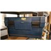 Image 1 : TOOLBOX W/ CONTENTS