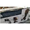 Image 2 : NEW CHICAGO ELECTRIC 3/8" CLOSE QUARTER DRILL