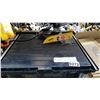 Image 2 : MASTERCRAFT WET TILE SAW W/ ACCESSORIES