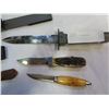 Image 2 : 3 KNIVES - 1 SURVIVAL