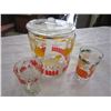 Image 2 : VINTAGE COOKIE JAR AND TWO GLASSES