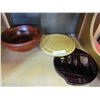 Image 1 : WOOD SALAD BOWL AND CHEESE CUTTING SET