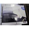 Image 2 : 2 SERTA ICOMFORT 2 IN 1 MATTRESS PROTECTORS