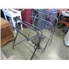Image 2 : 2 PORTABLE SADDLE STANDS