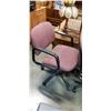 Image 2 : 2 ROLLING OFFICE CHAIRS